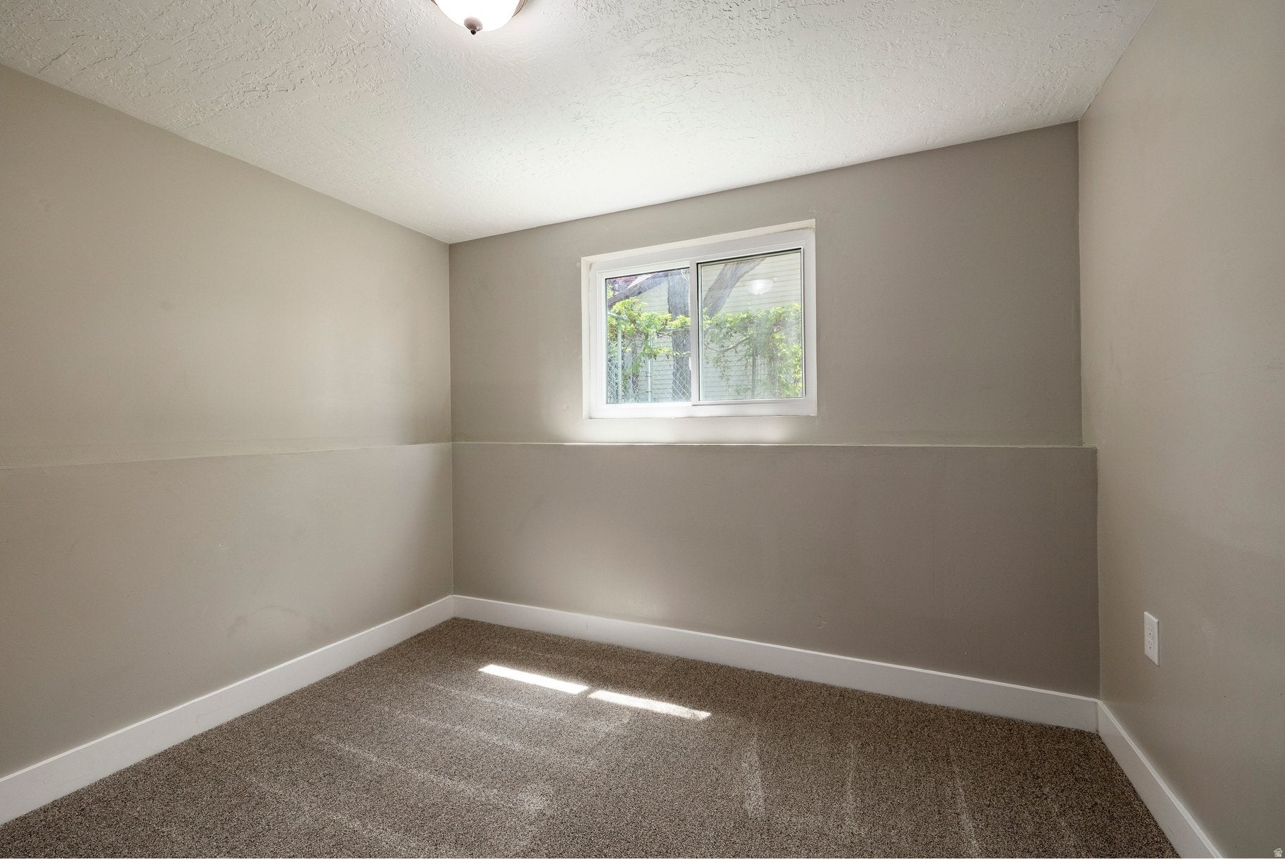 PHEASANT RUN ESTATES - Residential