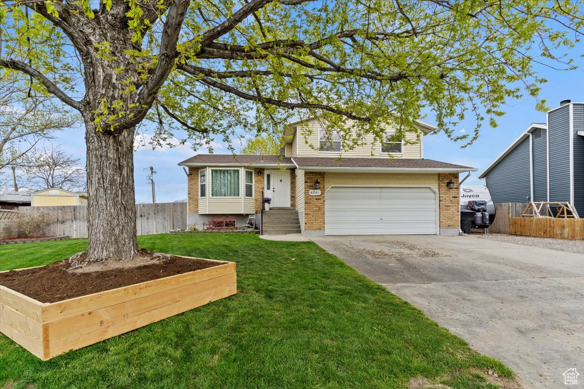 6241 S Barton Park Dr, West Jordan, Utah image 1