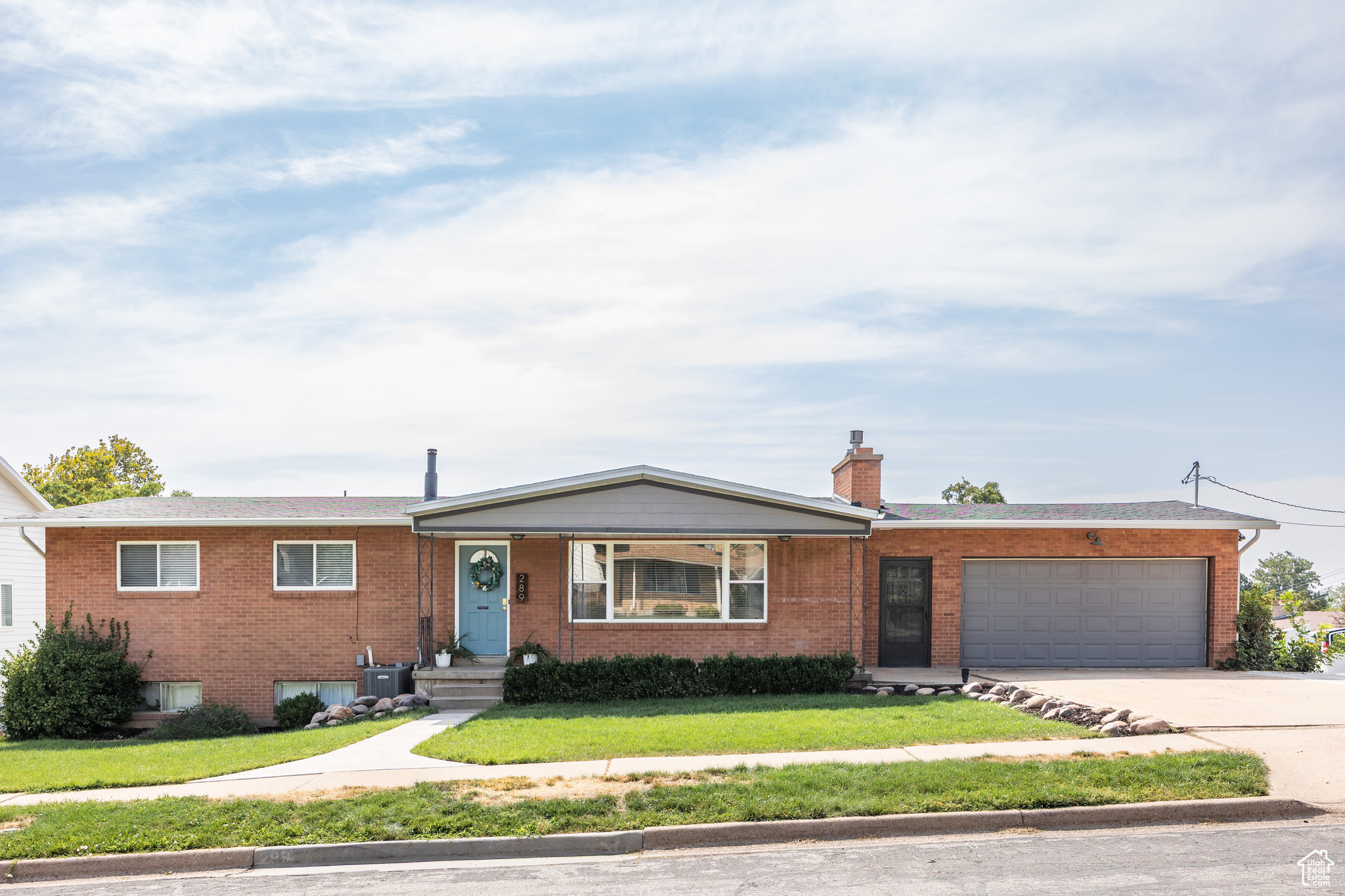 HILTON HOMES - Residential