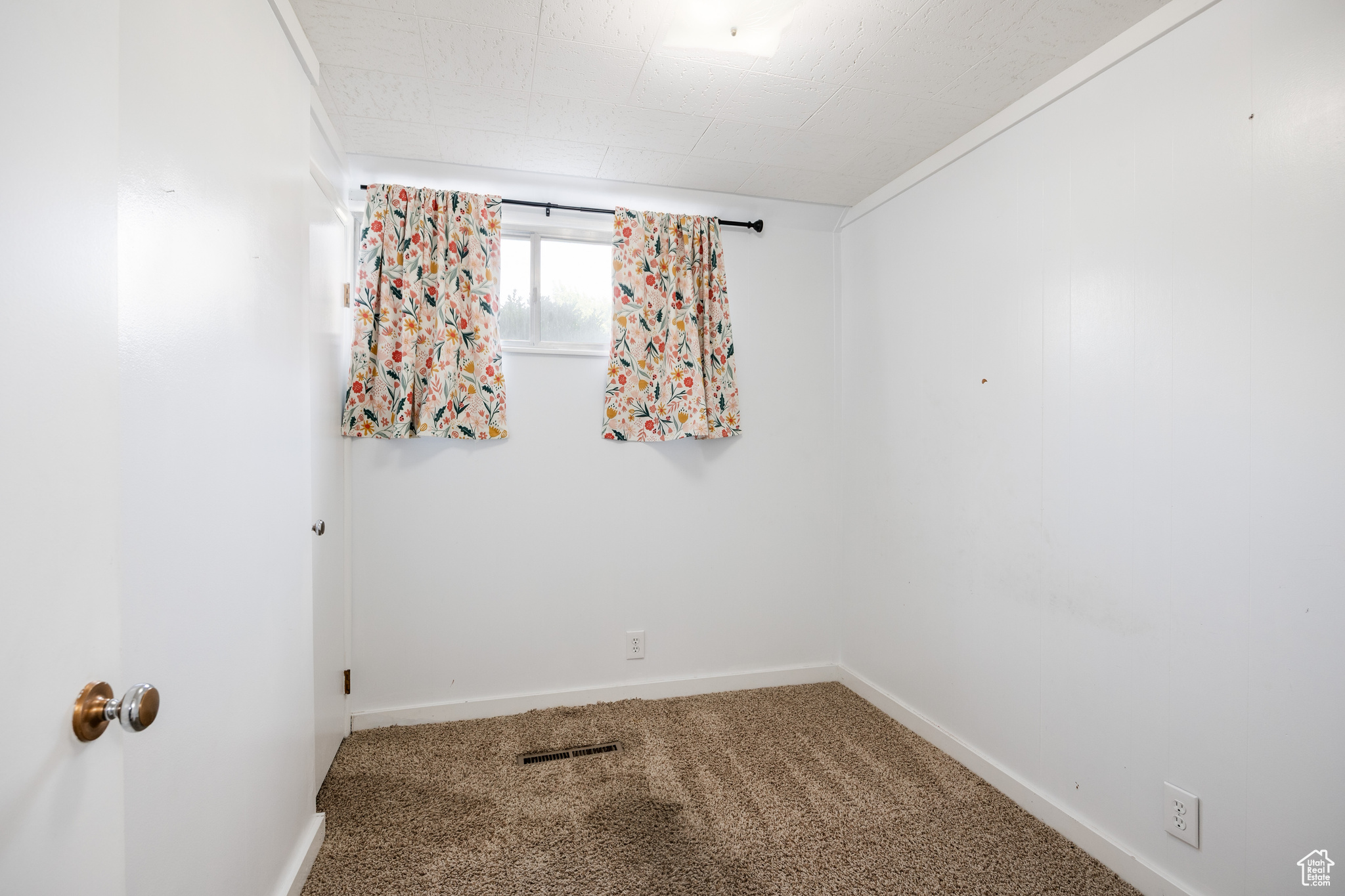 HILTON HOMES - Residential