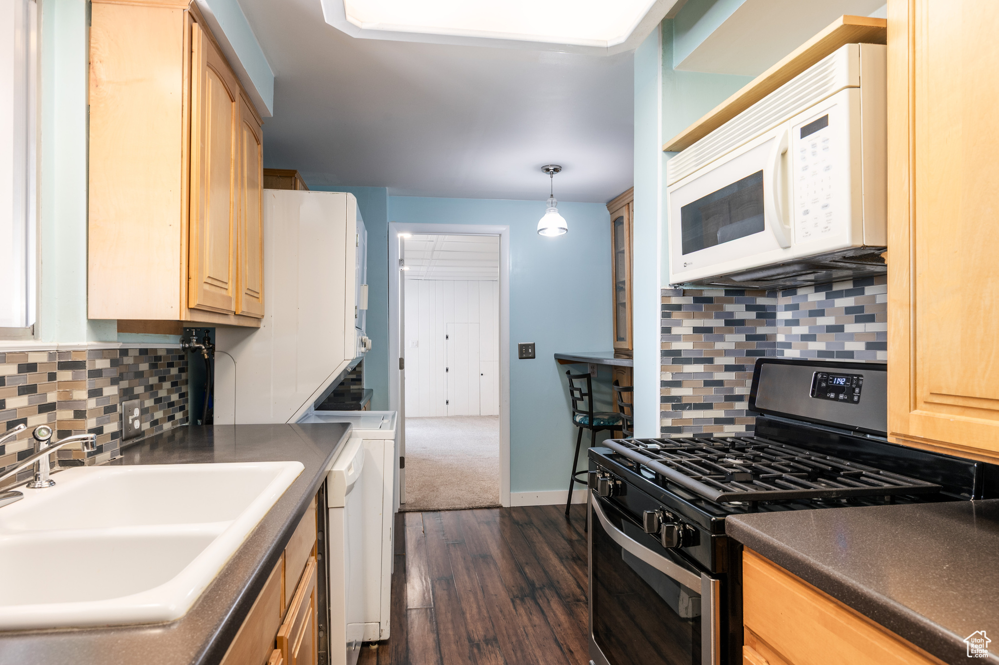 HILTON HOMES - Residential