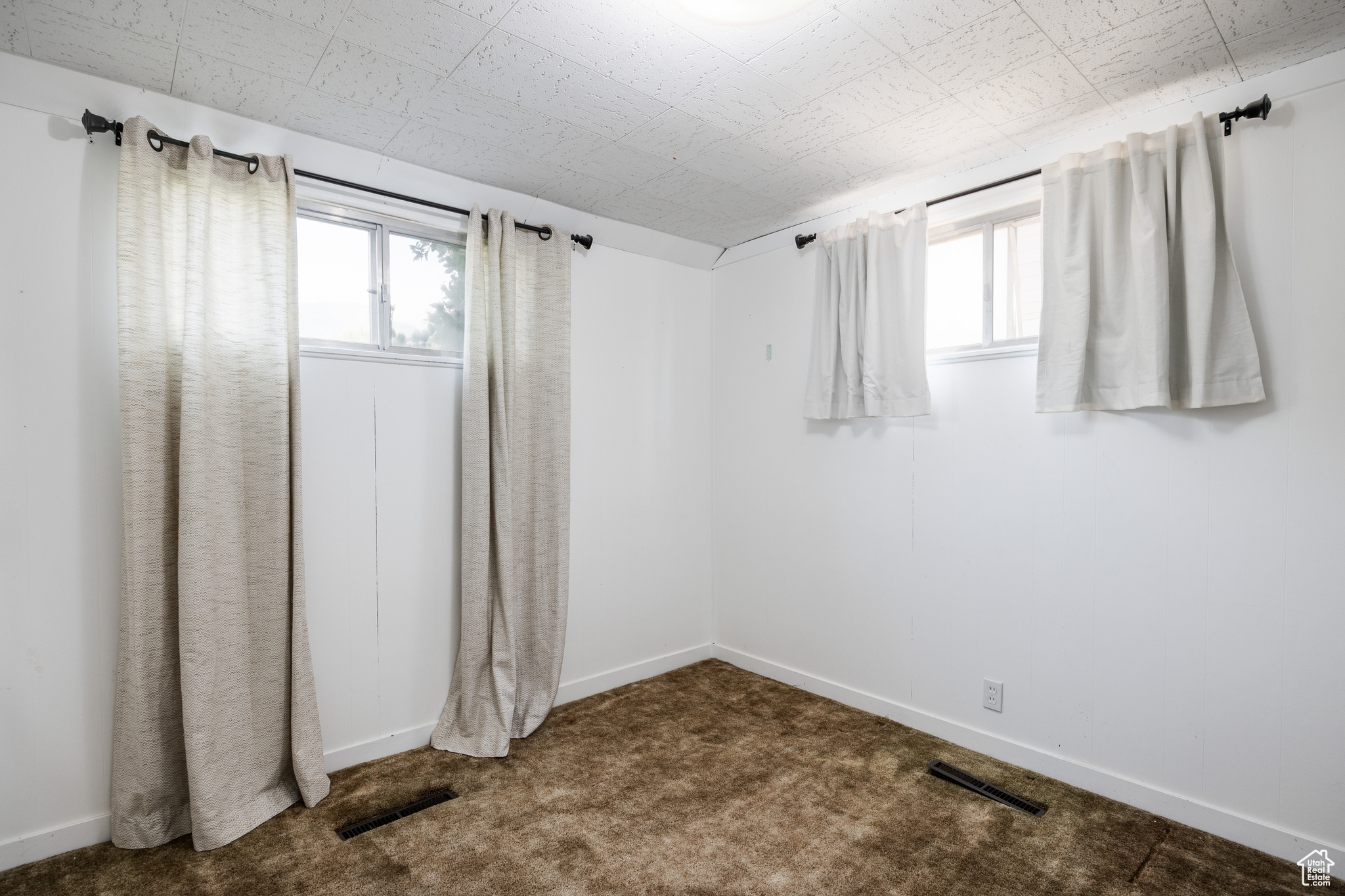 HILTON HOMES - Residential