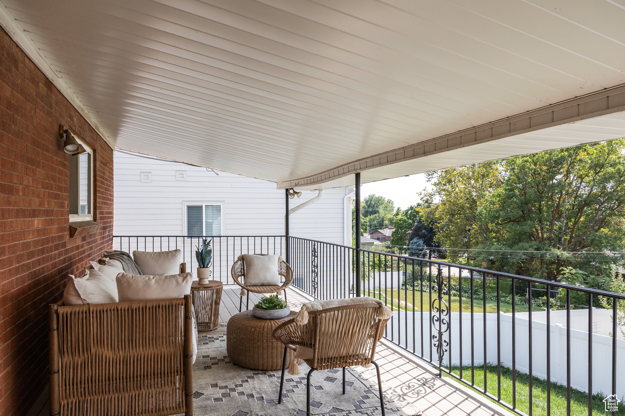HILTON HOMES - Residential