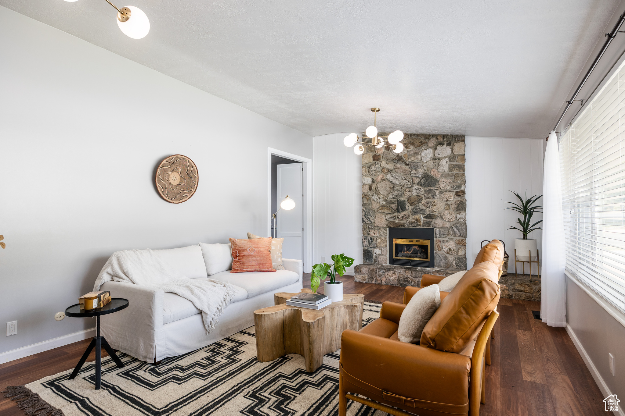HILTON HOMES - Residential