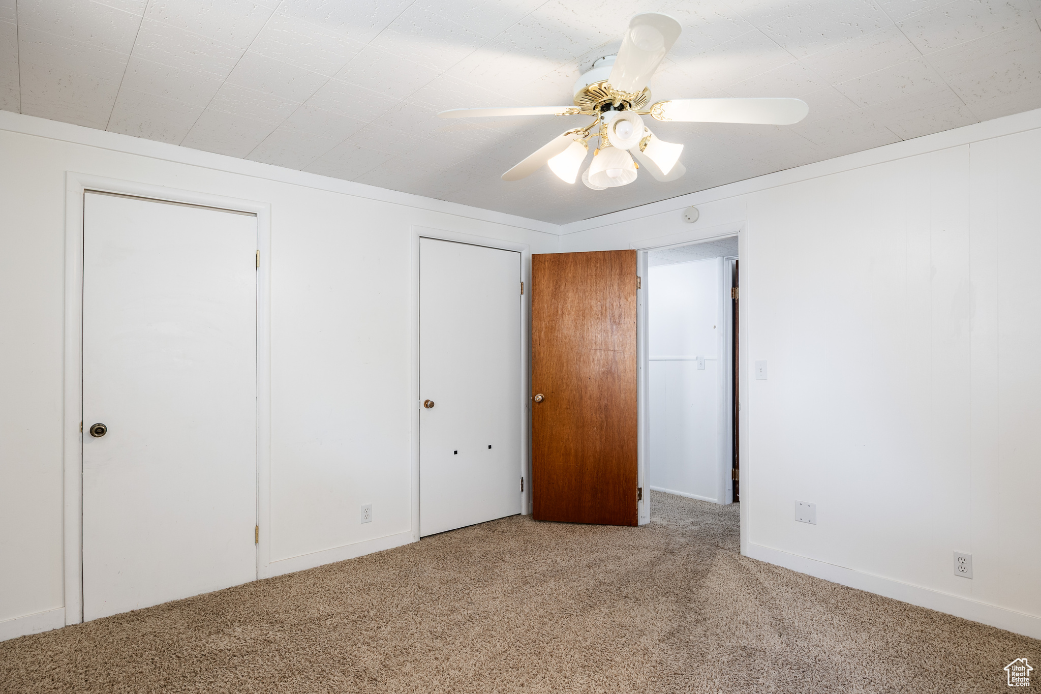 HILTON HOMES - Residential