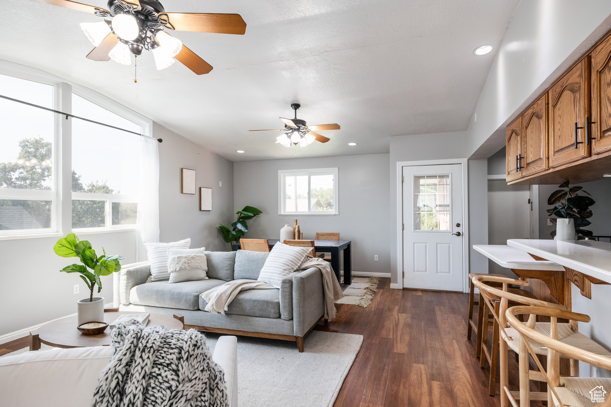 HILTON HOMES - Residential