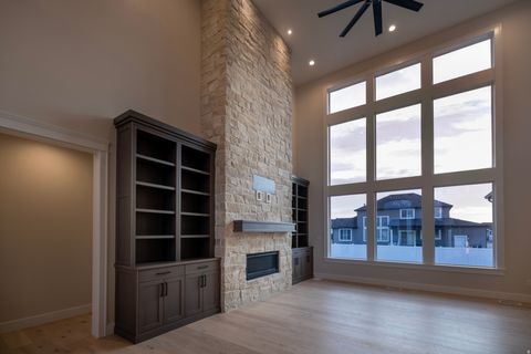 Tiny photo for 904 S 1900 W, Layton, UT 84041 (MLS # 2153319)