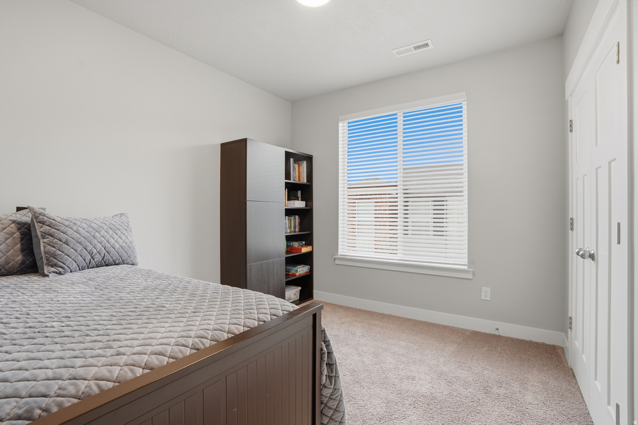 MOUNTAIN RIDGE - Residential