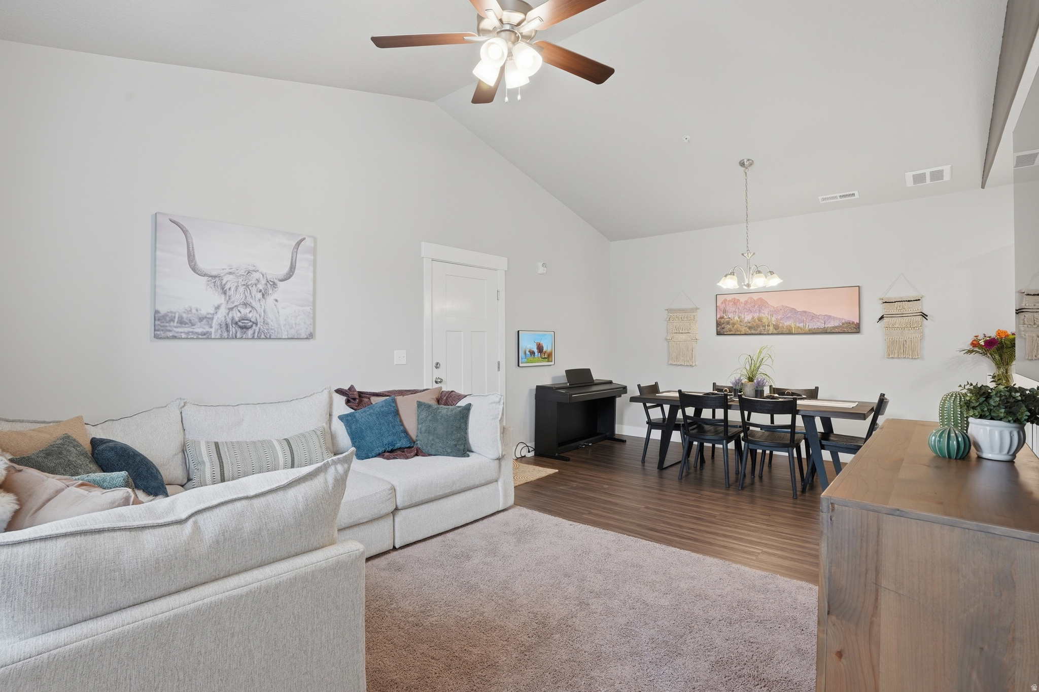 MOUNTAIN RIDGE - Residential