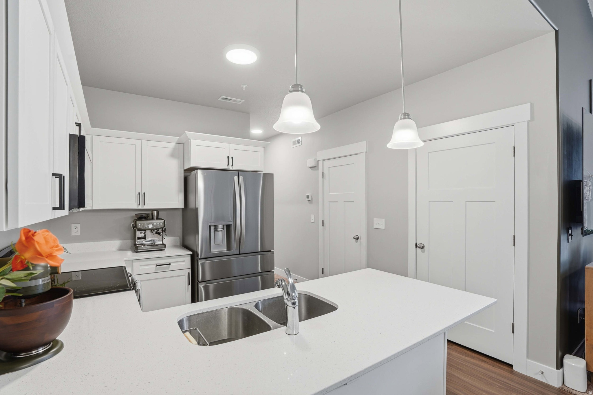 MOUNTAIN RIDGE - Residential
