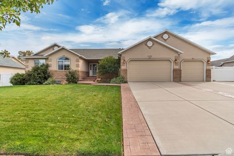 Photo of 5233 W AUTUMN CREEK DR, Riverton, UT 84096 (MLS # 2119217) Photo of 5233 W AUTUMN CREEK DR, Riverton, UT 84096 (MLS # 2119217)