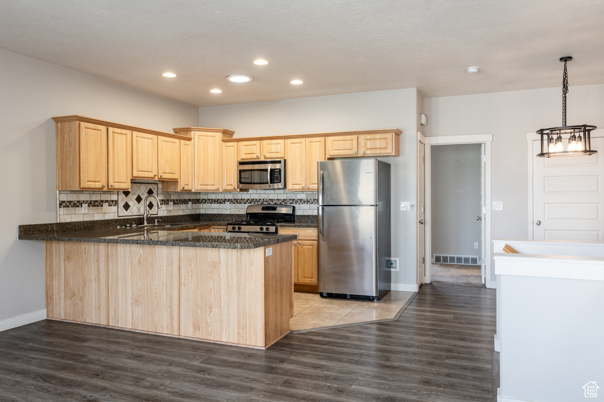 FARMINGTON CROSSING - Residential