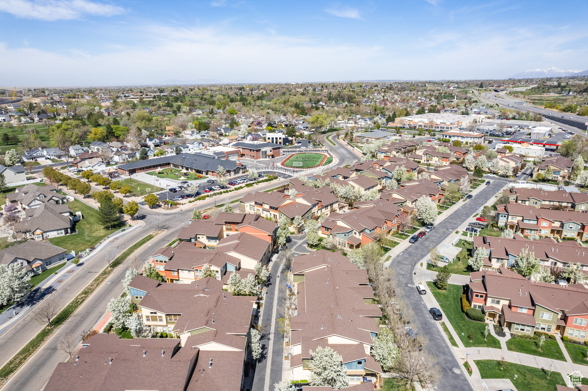 FARMINGTON CROSSING - Residential