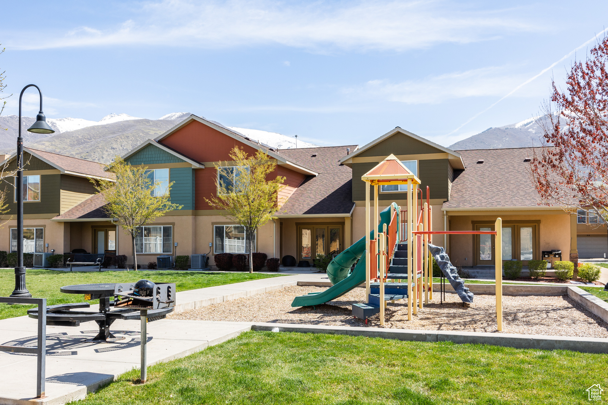 FARMINGTON CROSSING - Residential