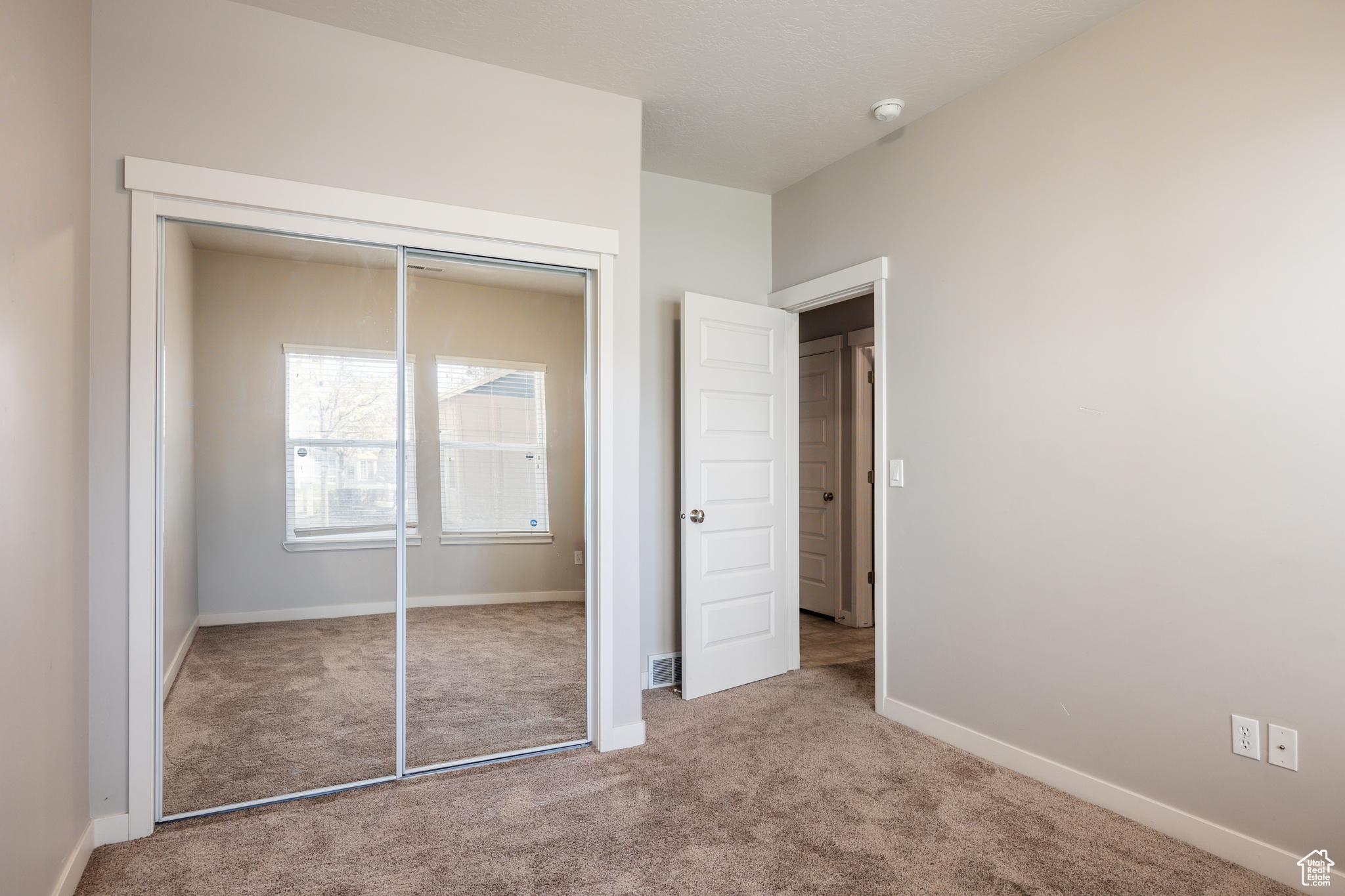 FARMINGTON CROSSING - Residential