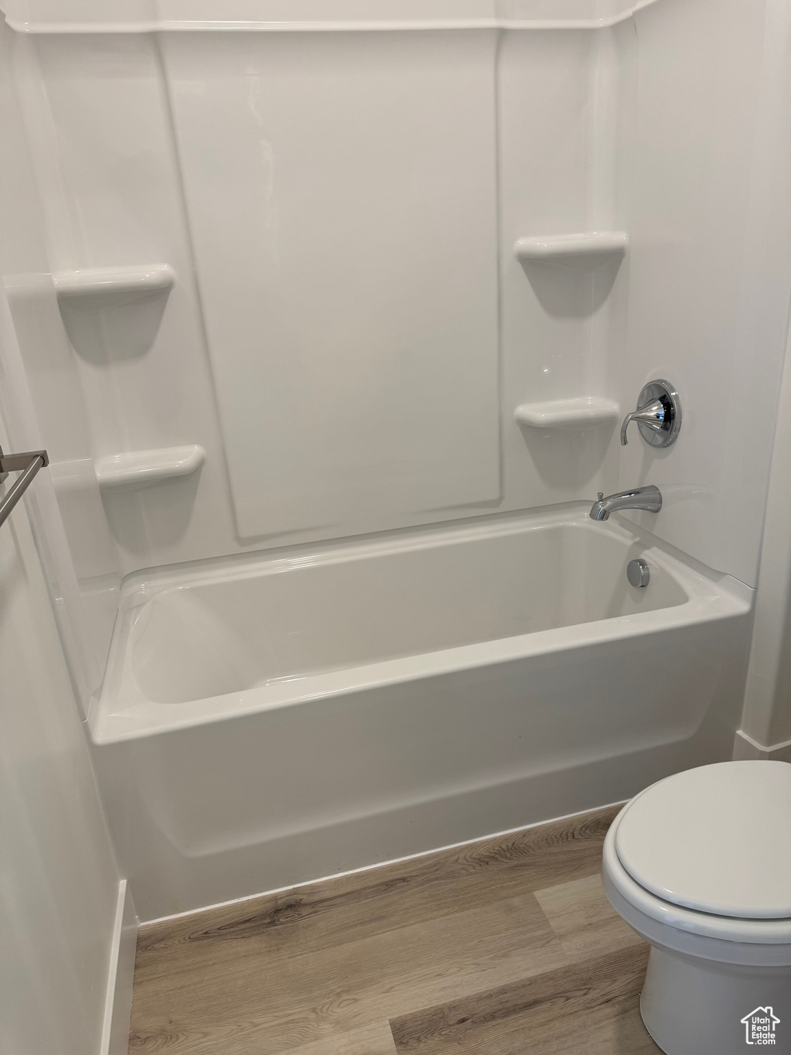 1600 PARK AVE - Residential