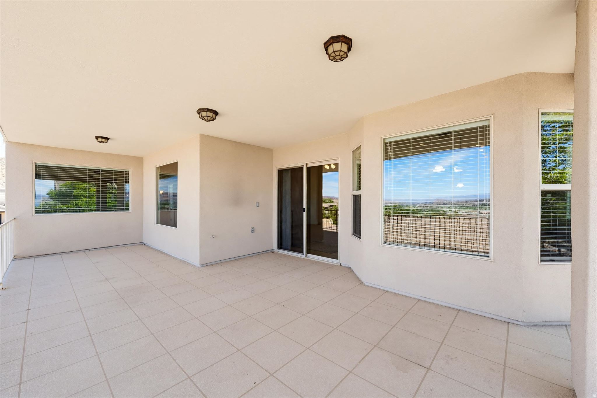 VERDE RIDGE - Residential