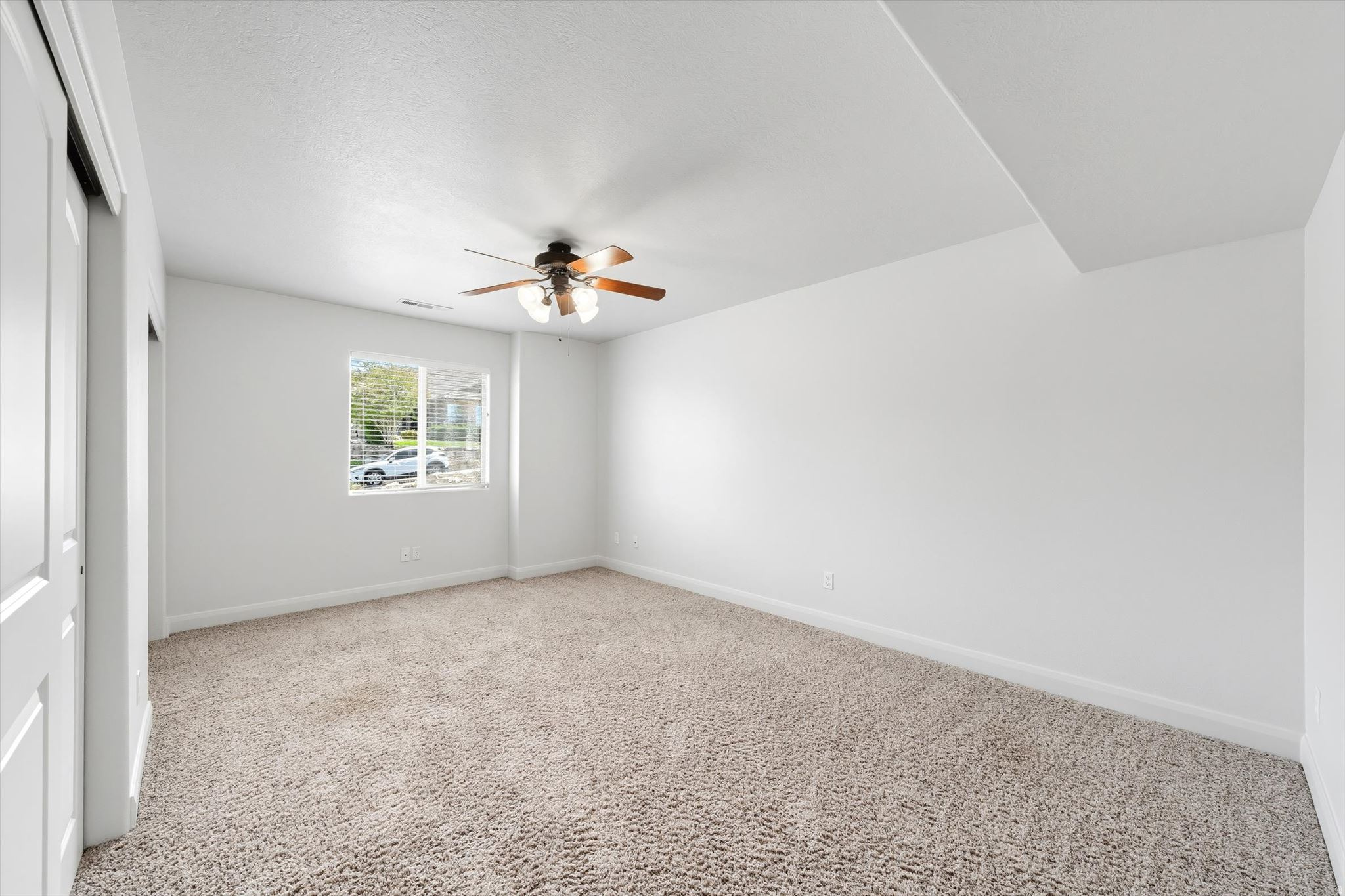 VERDE RIDGE - Residential