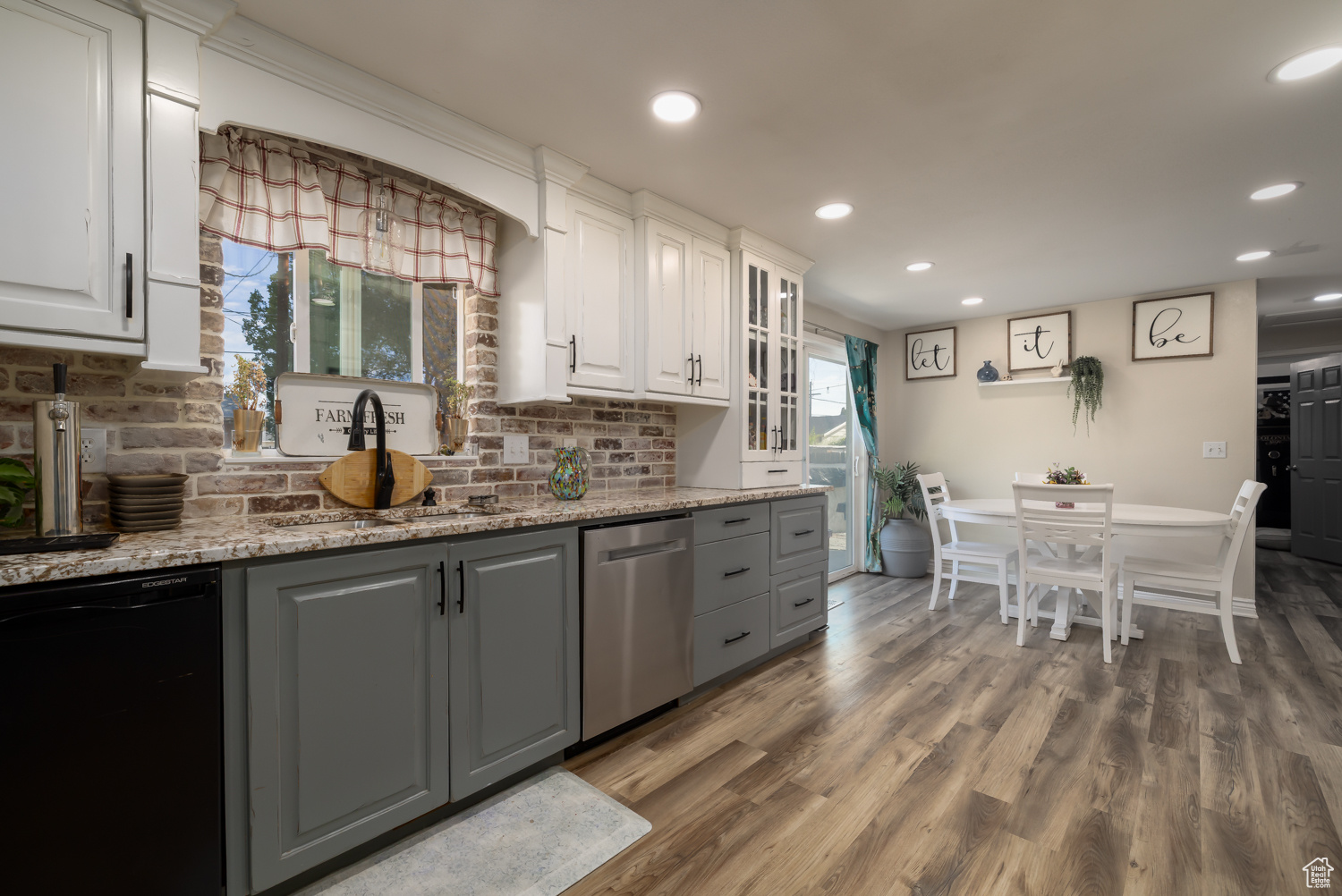 MEADOW PARK SUBD - Residential