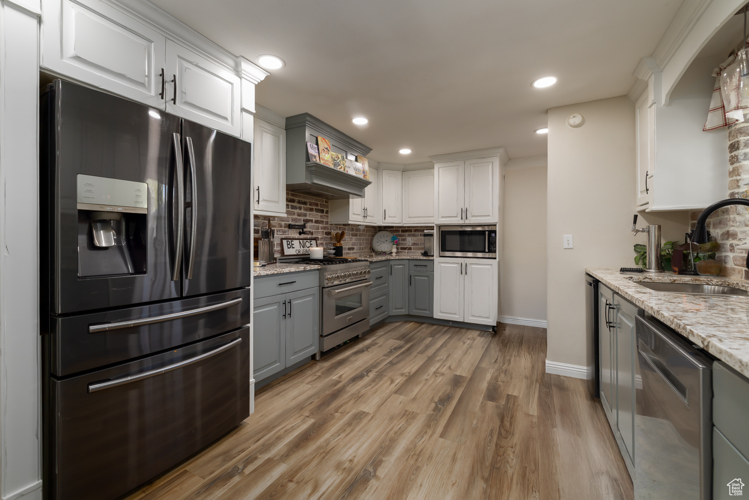 MEADOW PARK SUBD - Residential
