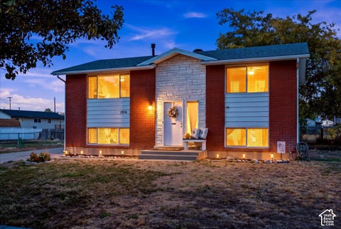 Photo of 2816 W 1750 N, Clinton, UT 84015 (MLS # 2187687)