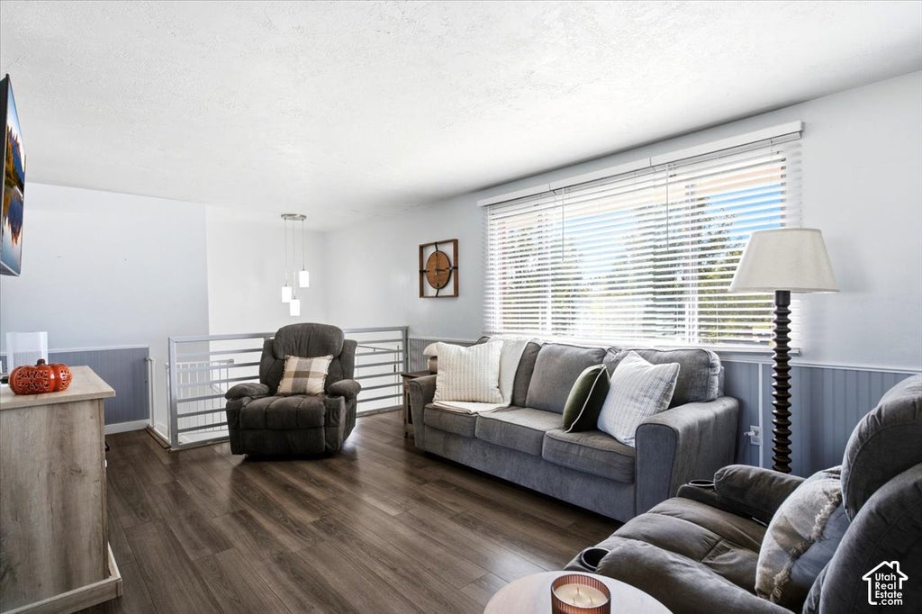 Photo of 2816 W 1750 N, Clinton, UT 84015 (MLS # 2187687)