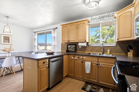 Tiny photo for 2816 W 1750 N, Clinton, UT 84015 (MLS # 2187687)