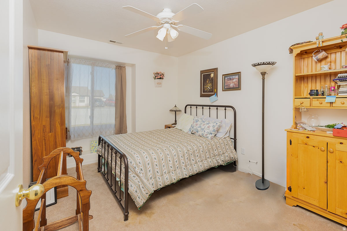 MID VALLEY ESTATES - Residential