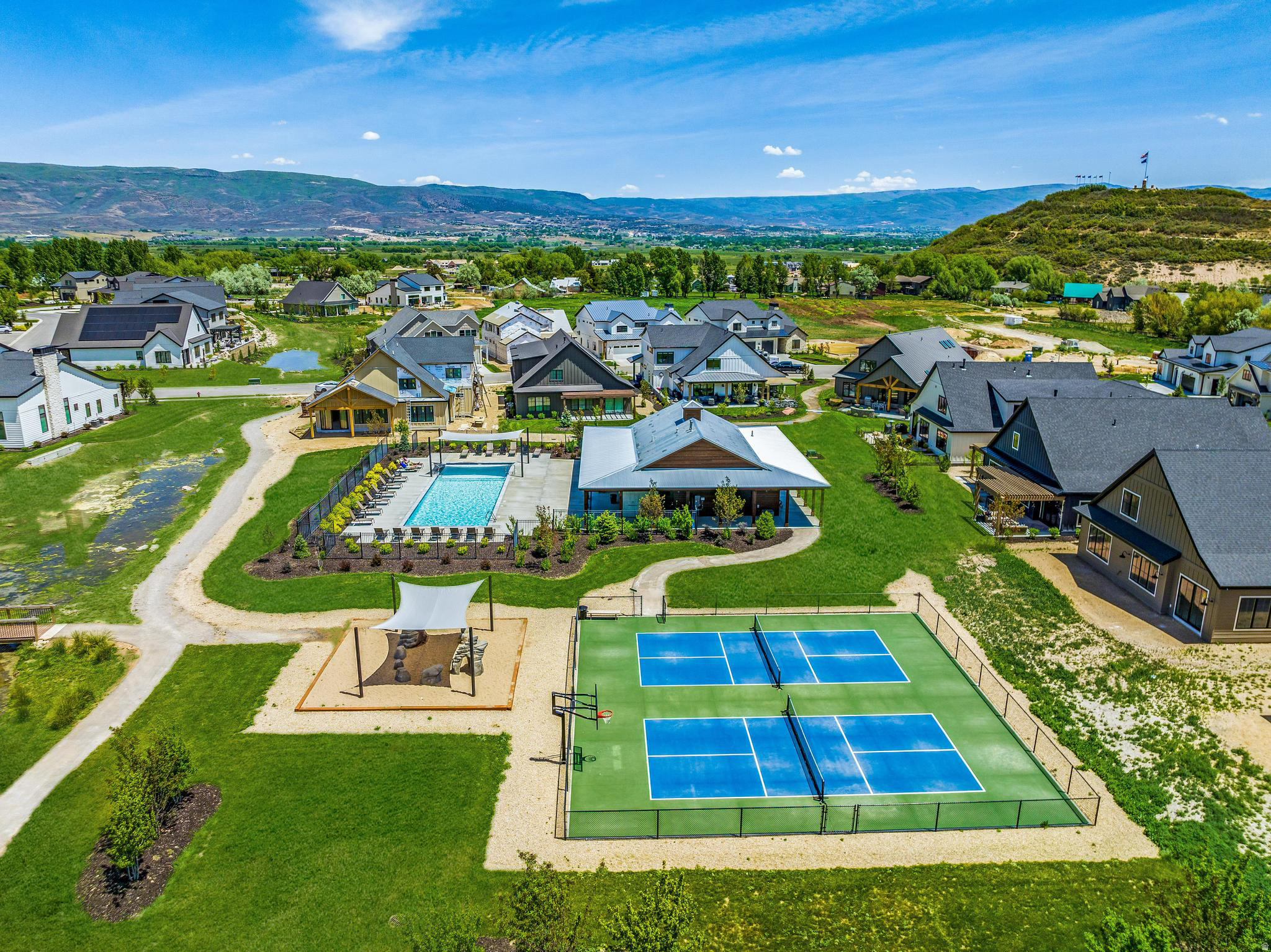 REMUND FARMS - Residential