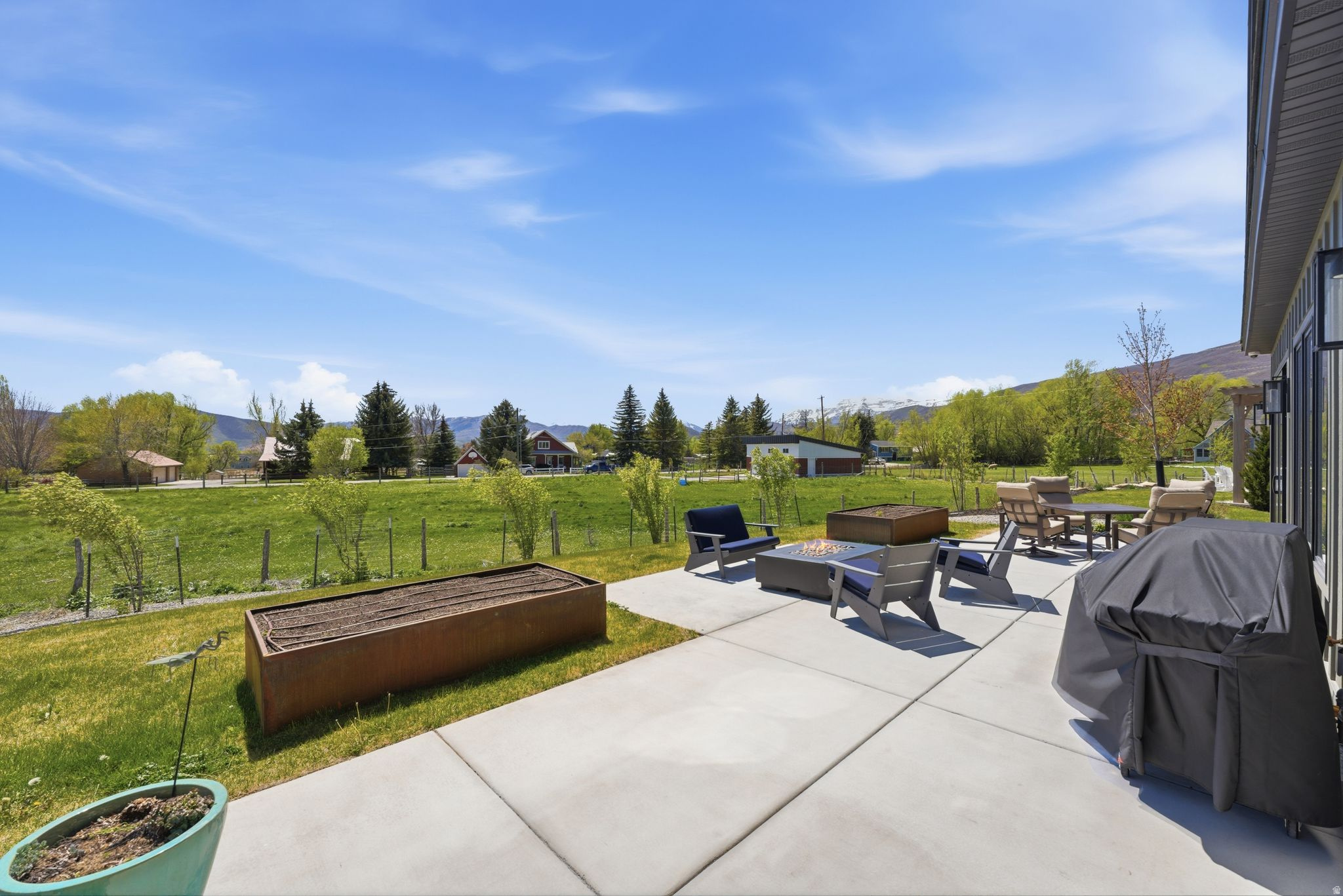REMUND FARMS - Residential