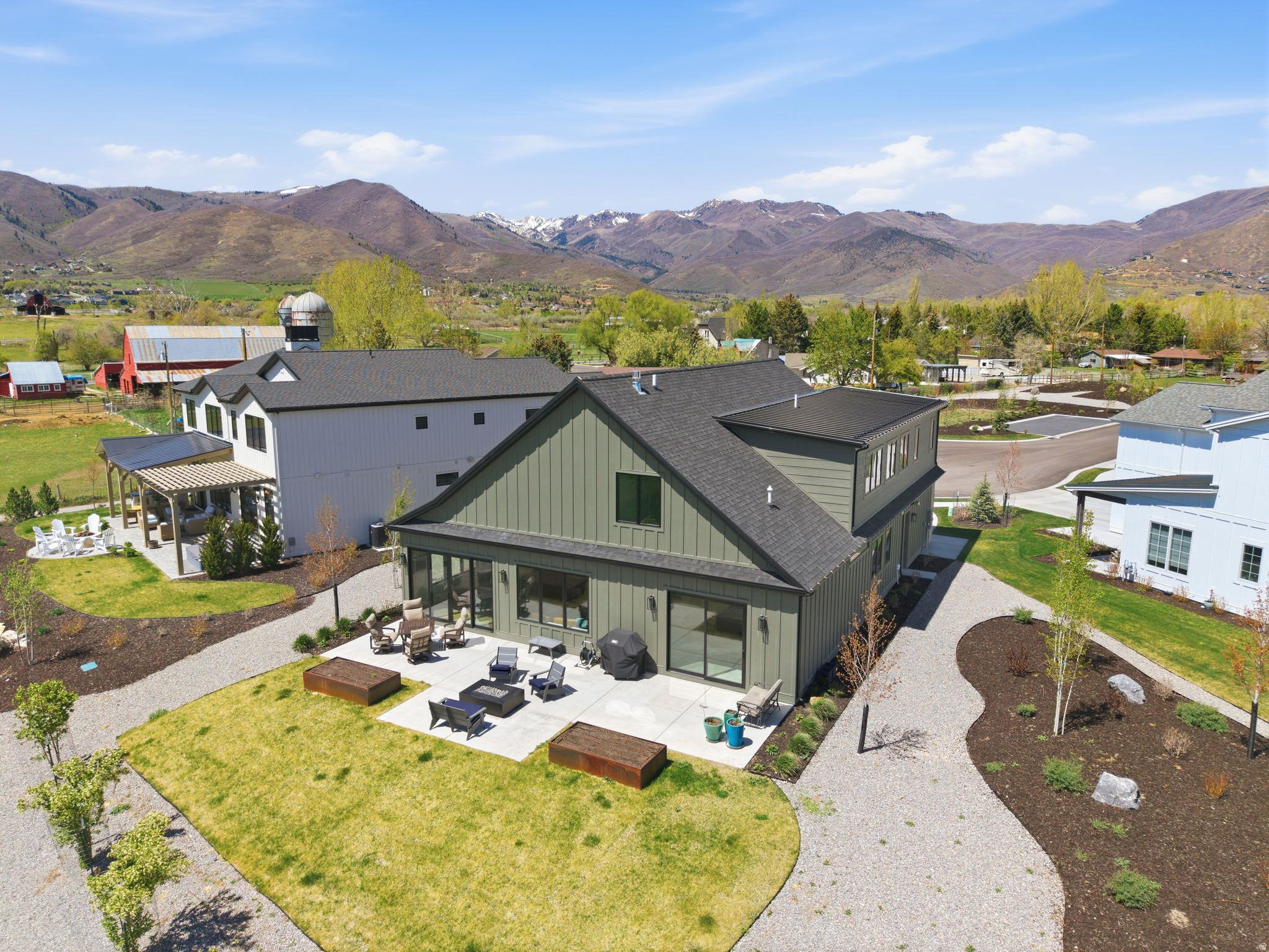 REMUND FARMS - Residential