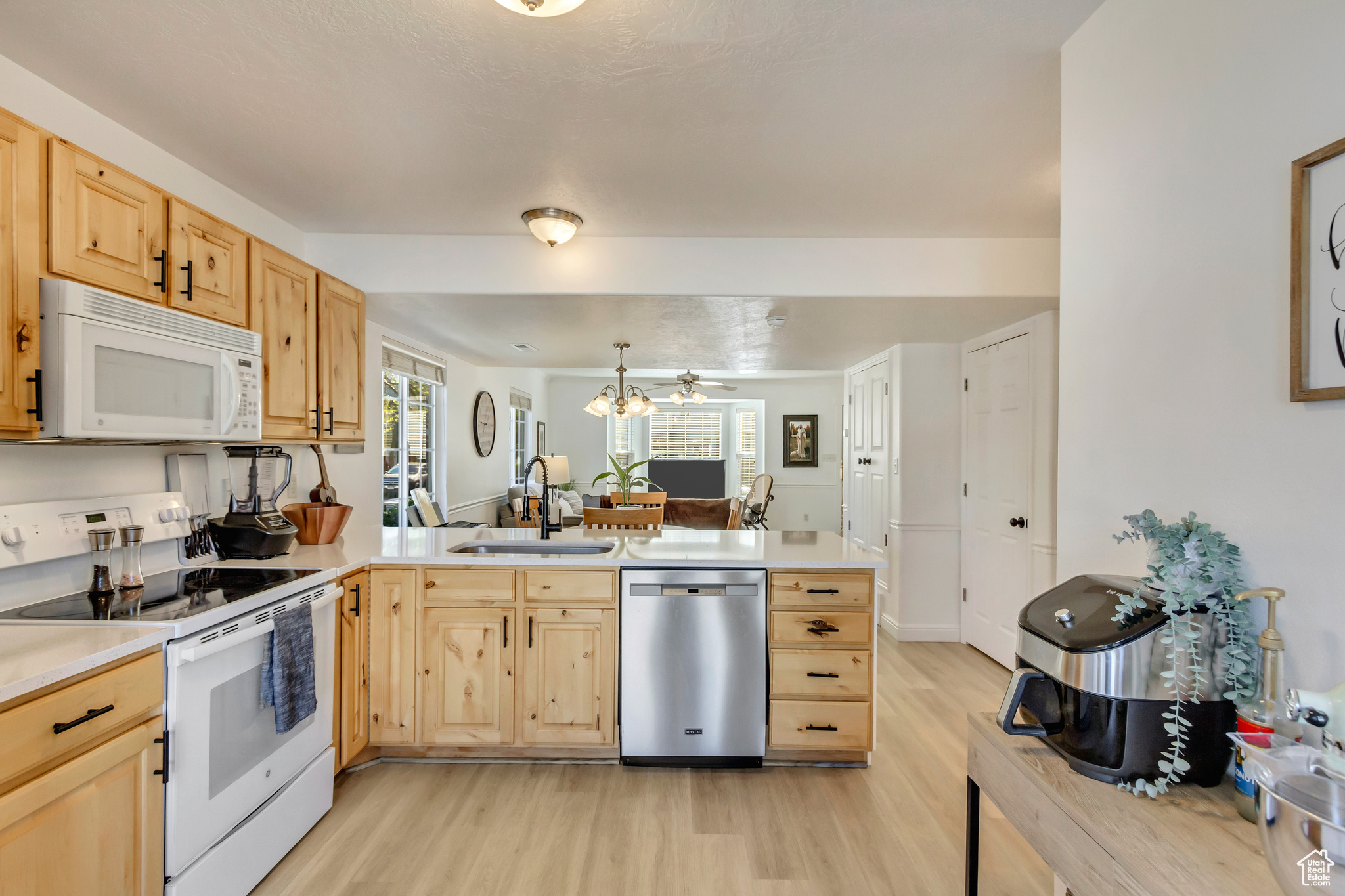 747 N 200, Springville, Utah image 8