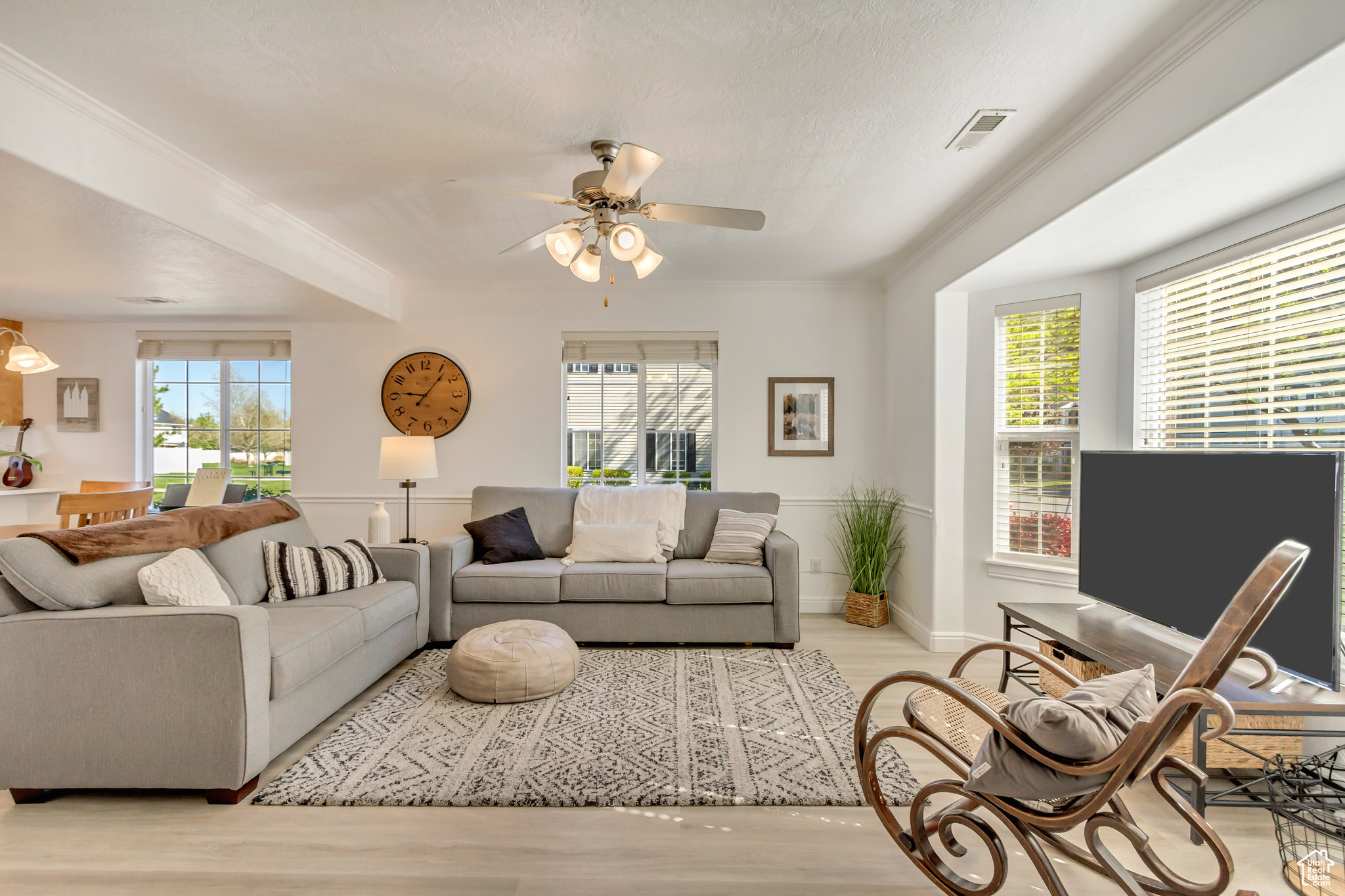 747 N 200, Springville, Utah image 3