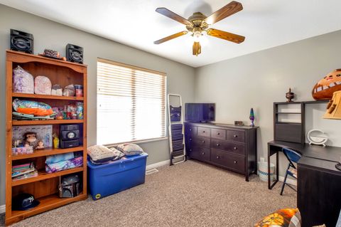 Tiny photo for 1942 W SILVER SPUR WAY N, Farmington, UT 84025 (MLS # 2127360)