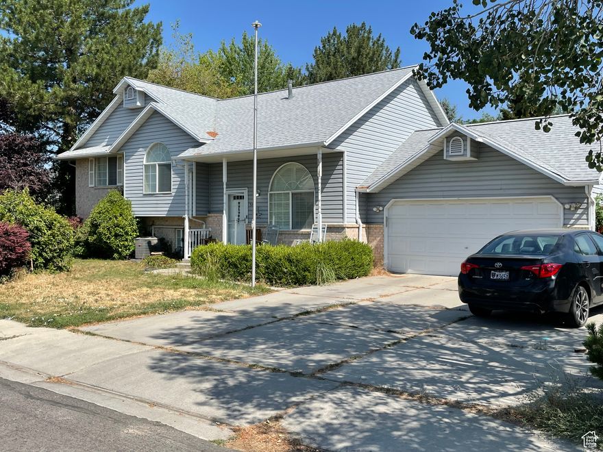 Excellent Orem neighborhood. You will love this location. Newer appliances and even roof. Awesome backyard with large deck and a covered patio. Worth a look.   Square footage figures are provided as a courtesy estimate only and were obtained from previous listing .  Buyer is advised to obtain an independent measurement.