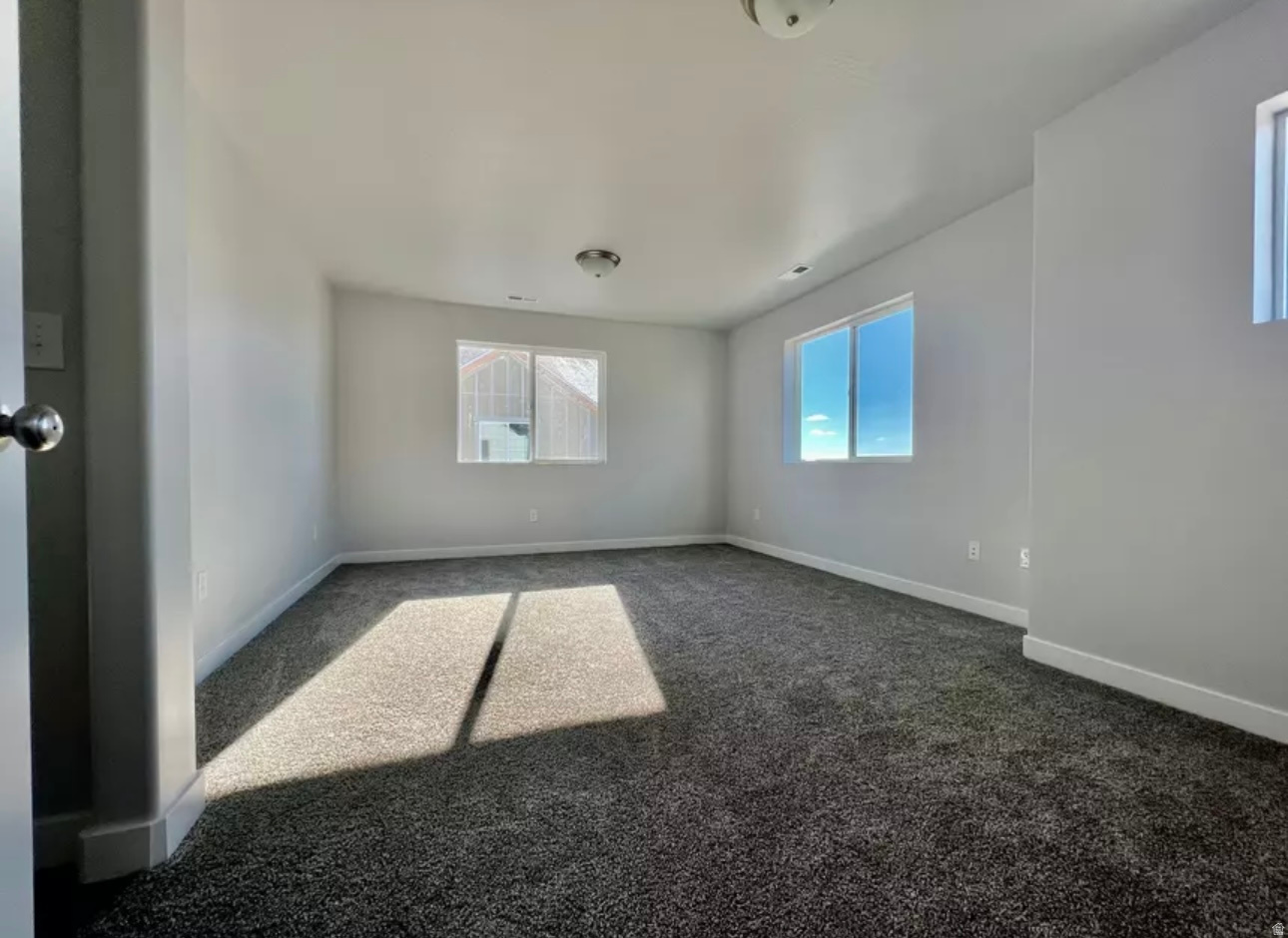 SALT POINT - Residential Lease