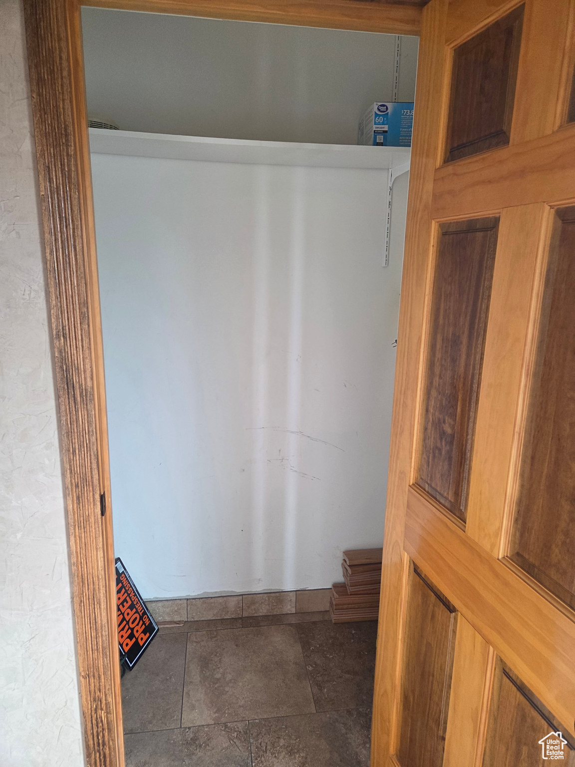 HILLCREST - Residential