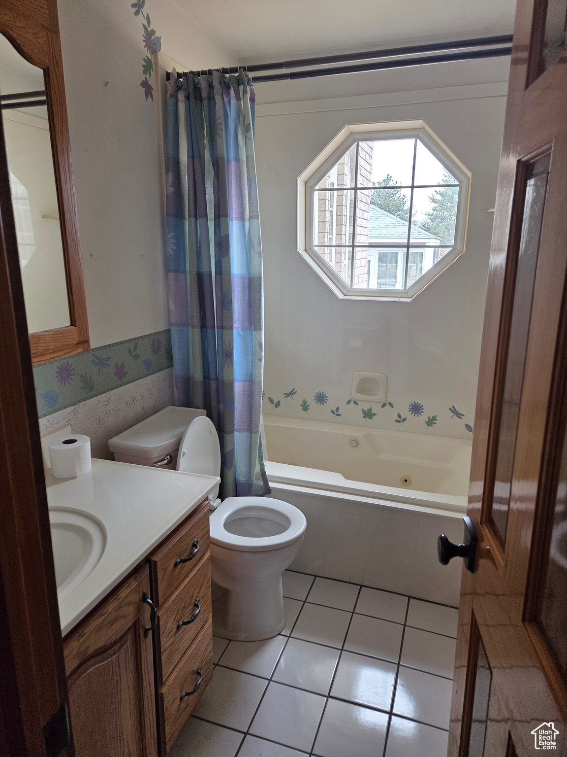 HILLCREST - Residential