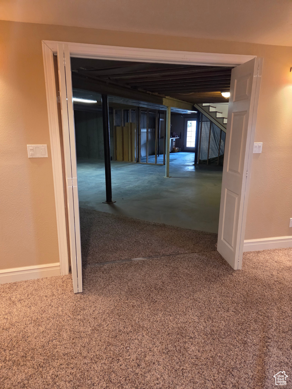 HILLCREST - Residential