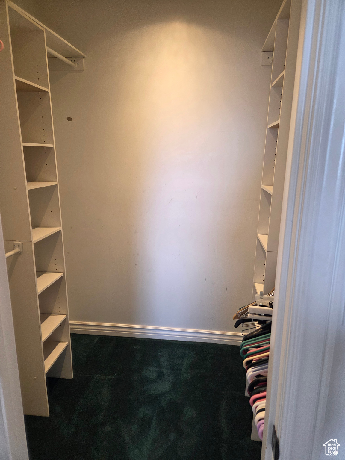 HILLCREST - Residential