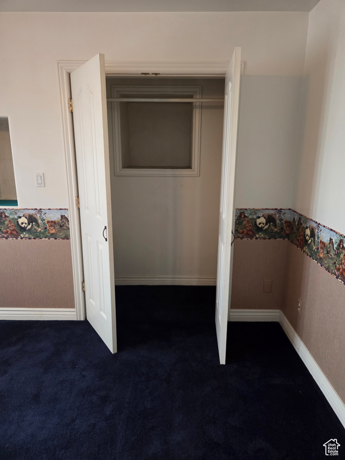 HILLCREST - Residential