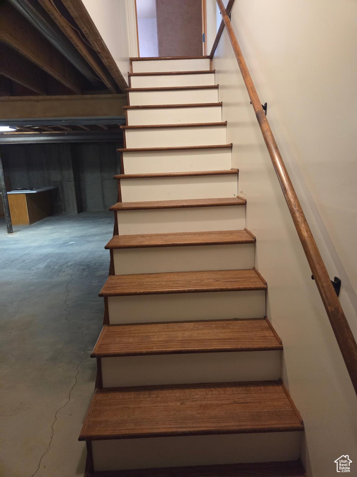 HILLCREST - Residential