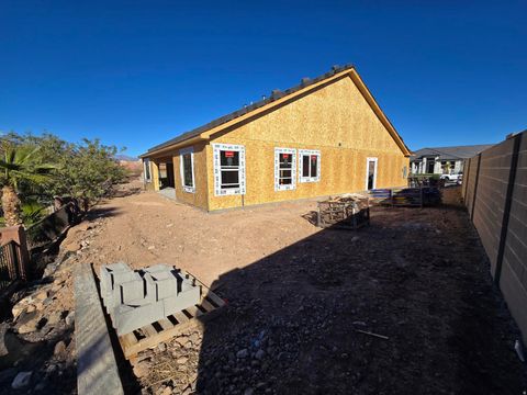 Tiny photo for 369 N FIRE ROCK WAY #101, Hurricane, UT 84737 (MLS # 2126701)