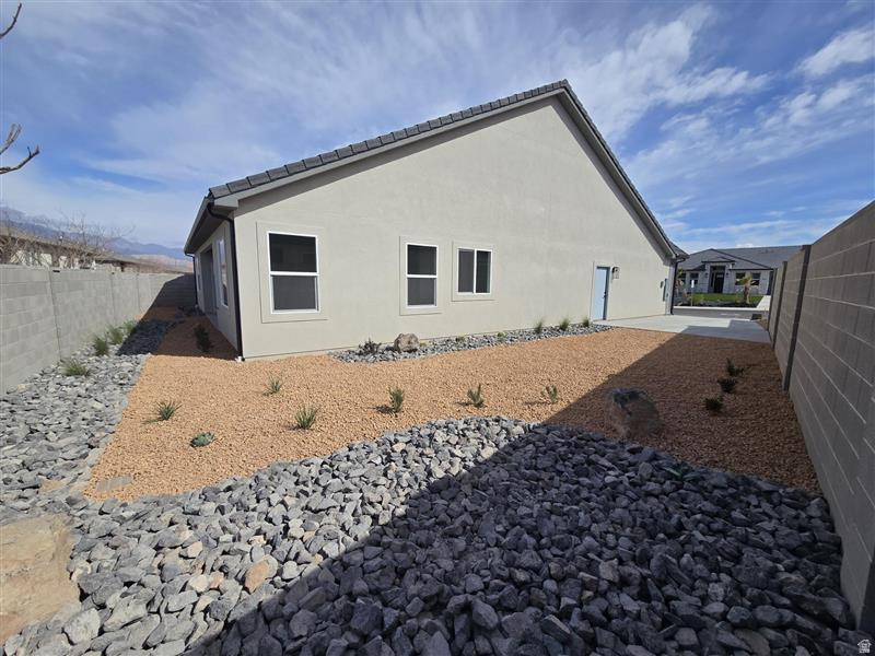 FIREROCK - Residential