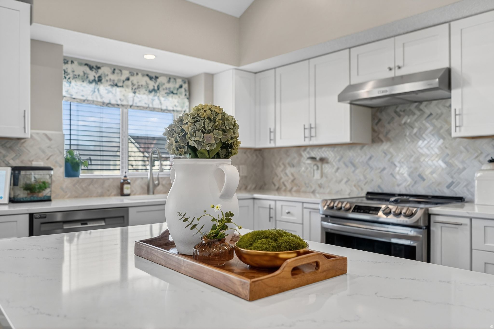 HOMESTEAD ES - Residential