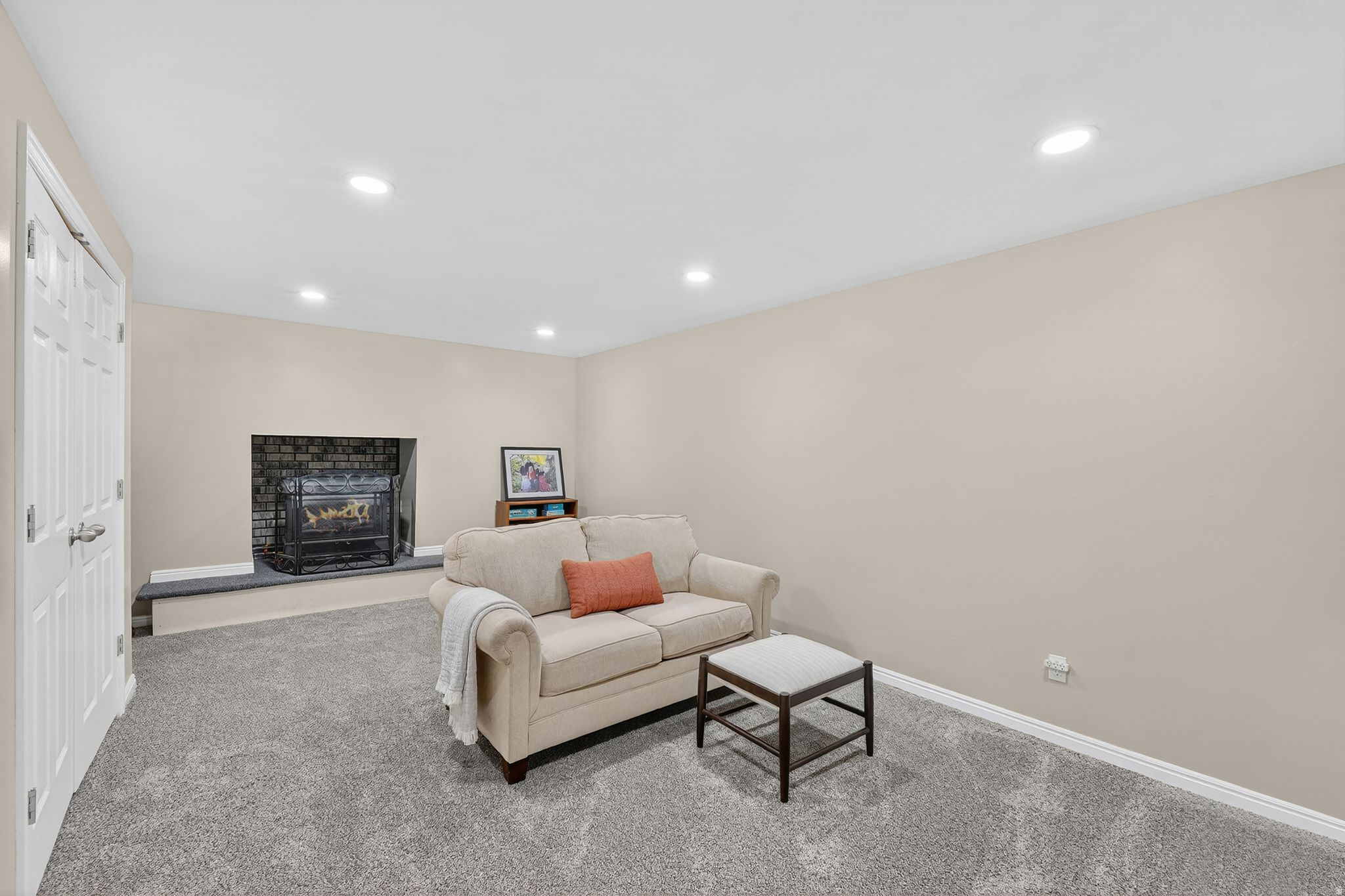 HOMESTEAD ES - Residential