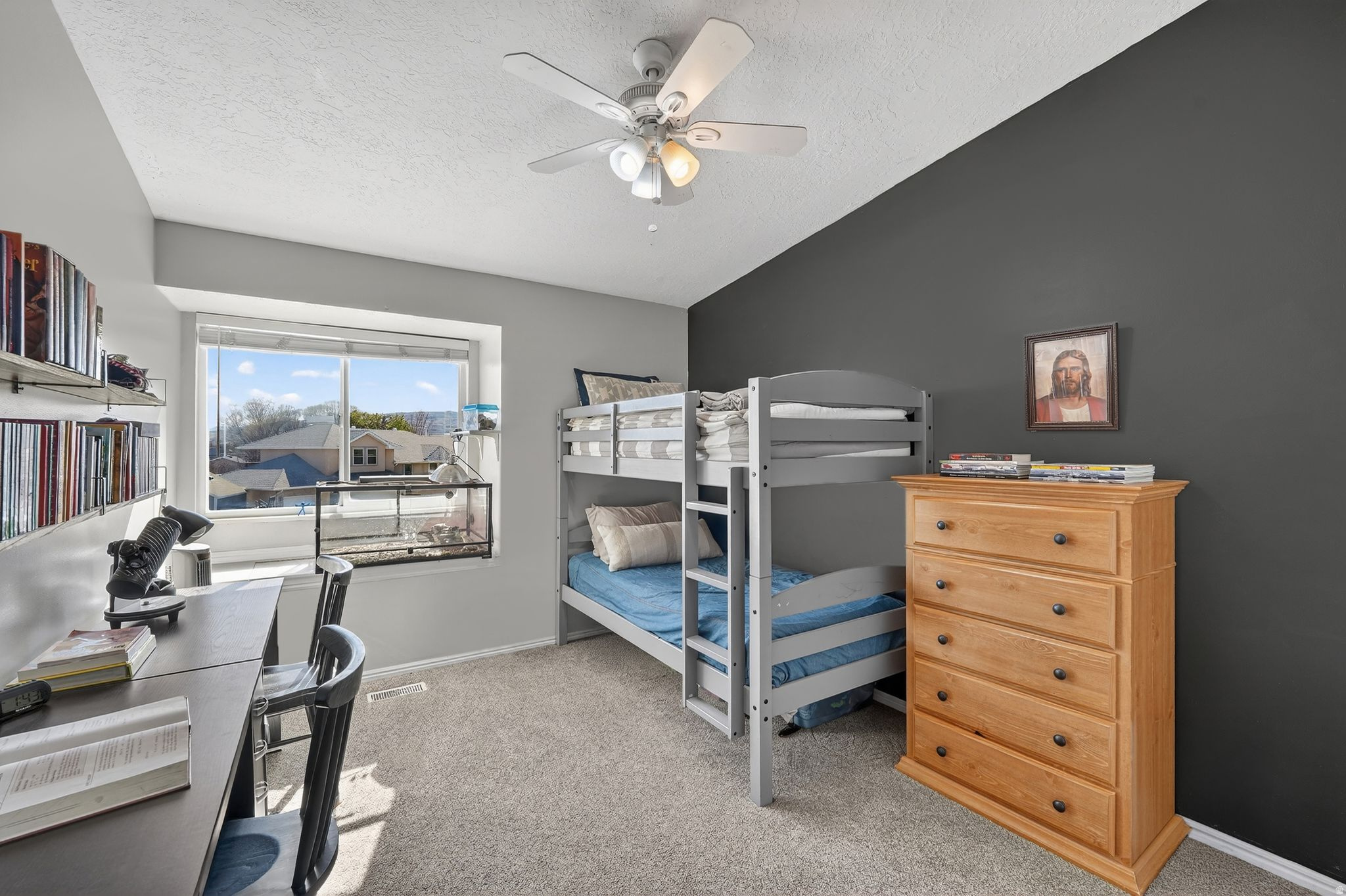 HOMESTEAD ES - Residential