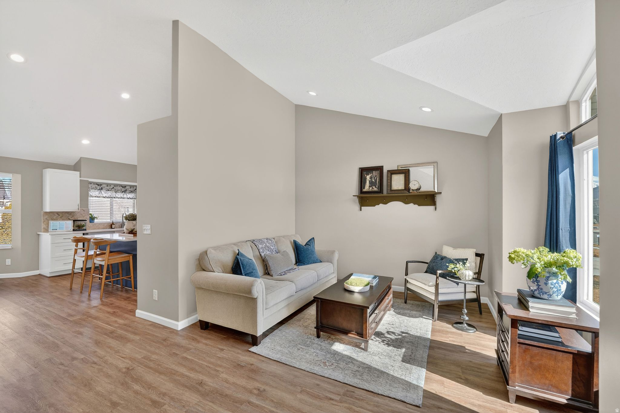 HOMESTEAD ES - Residential