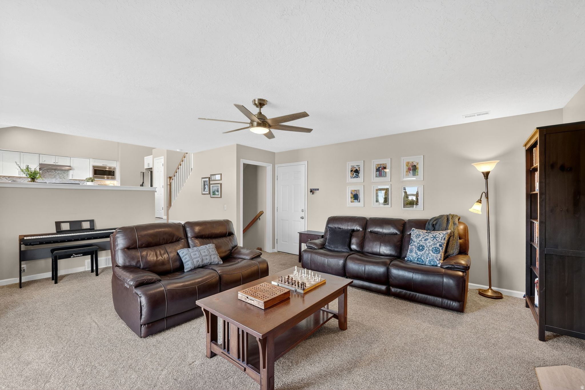 HOMESTEAD ES - Residential