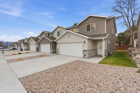 Photo of 4958 S 475 W, Washington Terrace, UT 84405 (MLS # 2129310)